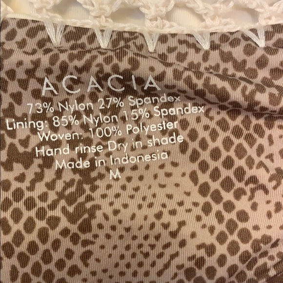 ACACIA - POLIHALE CROCHET BOTTOM - Picture 3 of 3